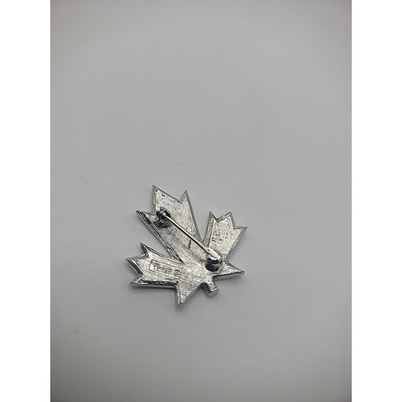 Vintage Trifari Brooch Silver Tone Maple Leaf Jewelry Costume Canada - Picture 7 of 10